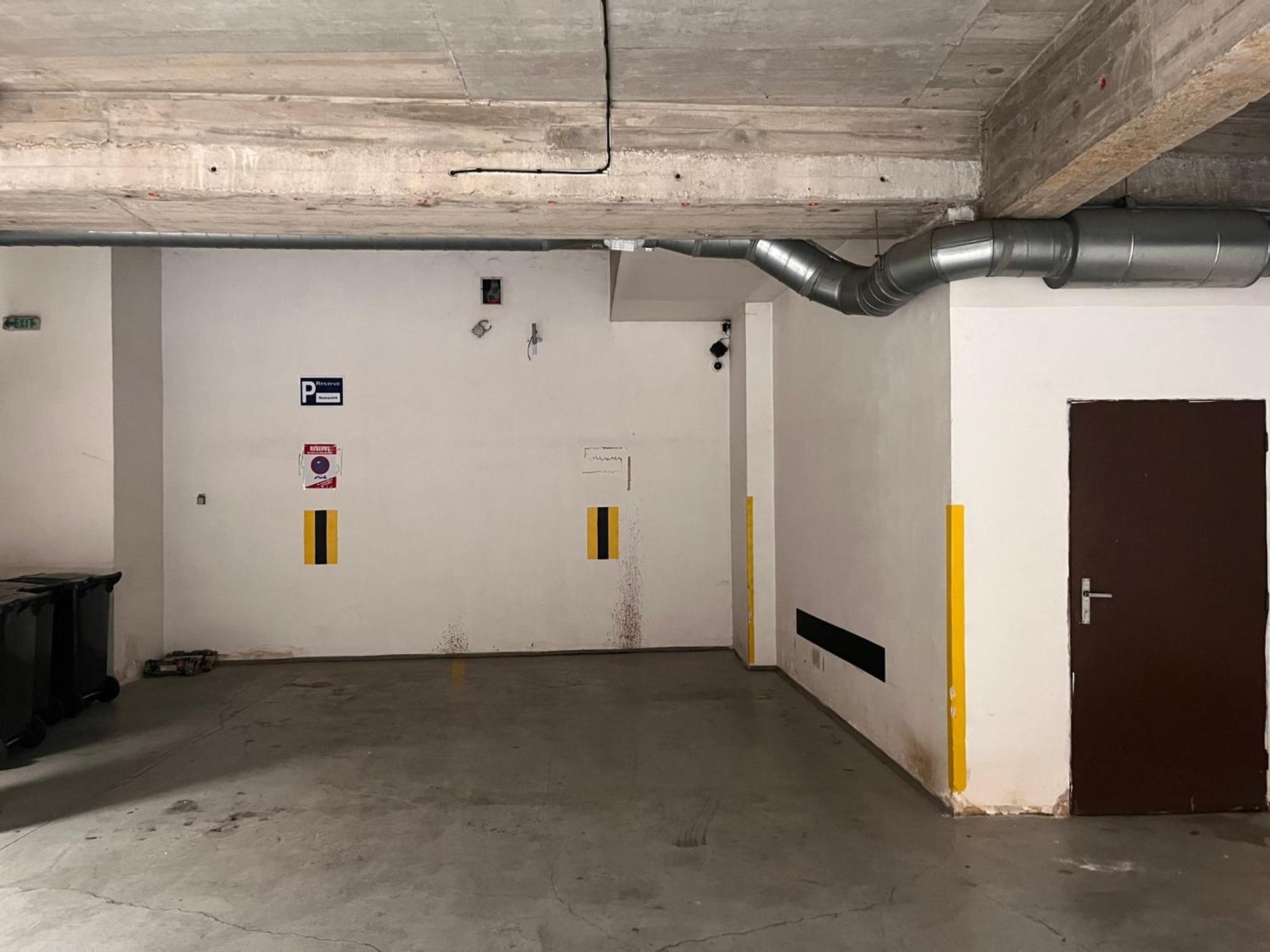 City Centre Garden Apartment With Parking ปราก ภายนอก รูปภาพ