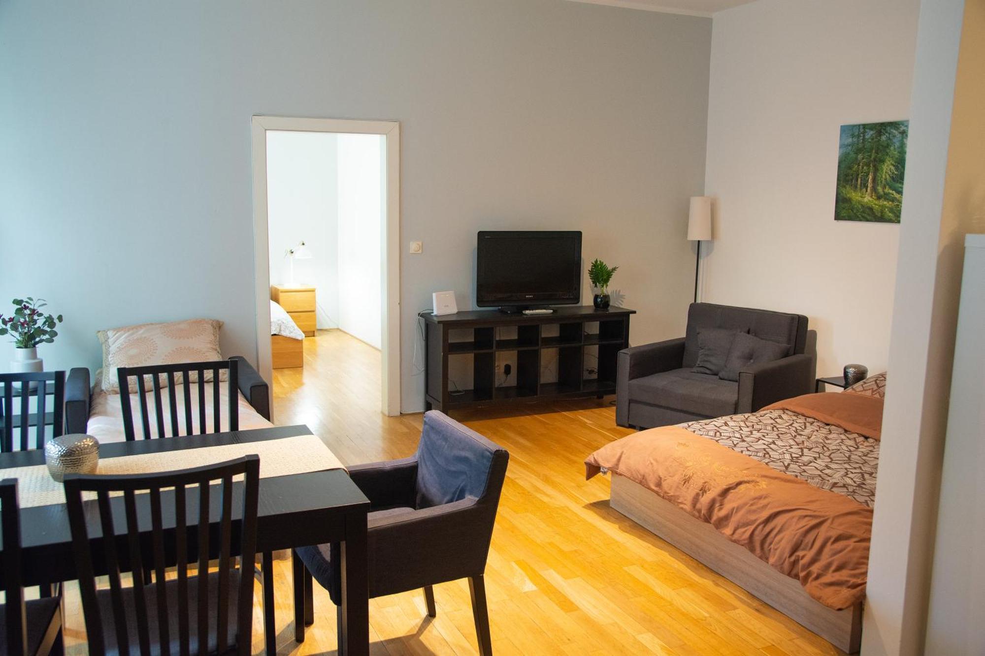 City Centre Garden Apartment With Parking ปราก ภายนอก รูปภาพ